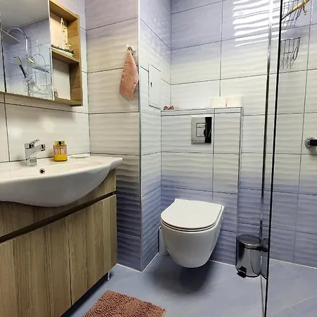 Cozy Near The Historical Heart Of By Flat Mаnager *